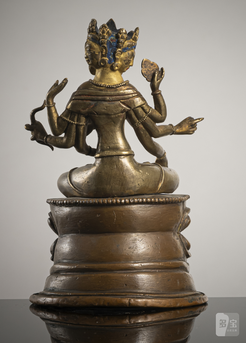 A BRONZE FIGURE OF USHNISHAVIJAYA - 图2